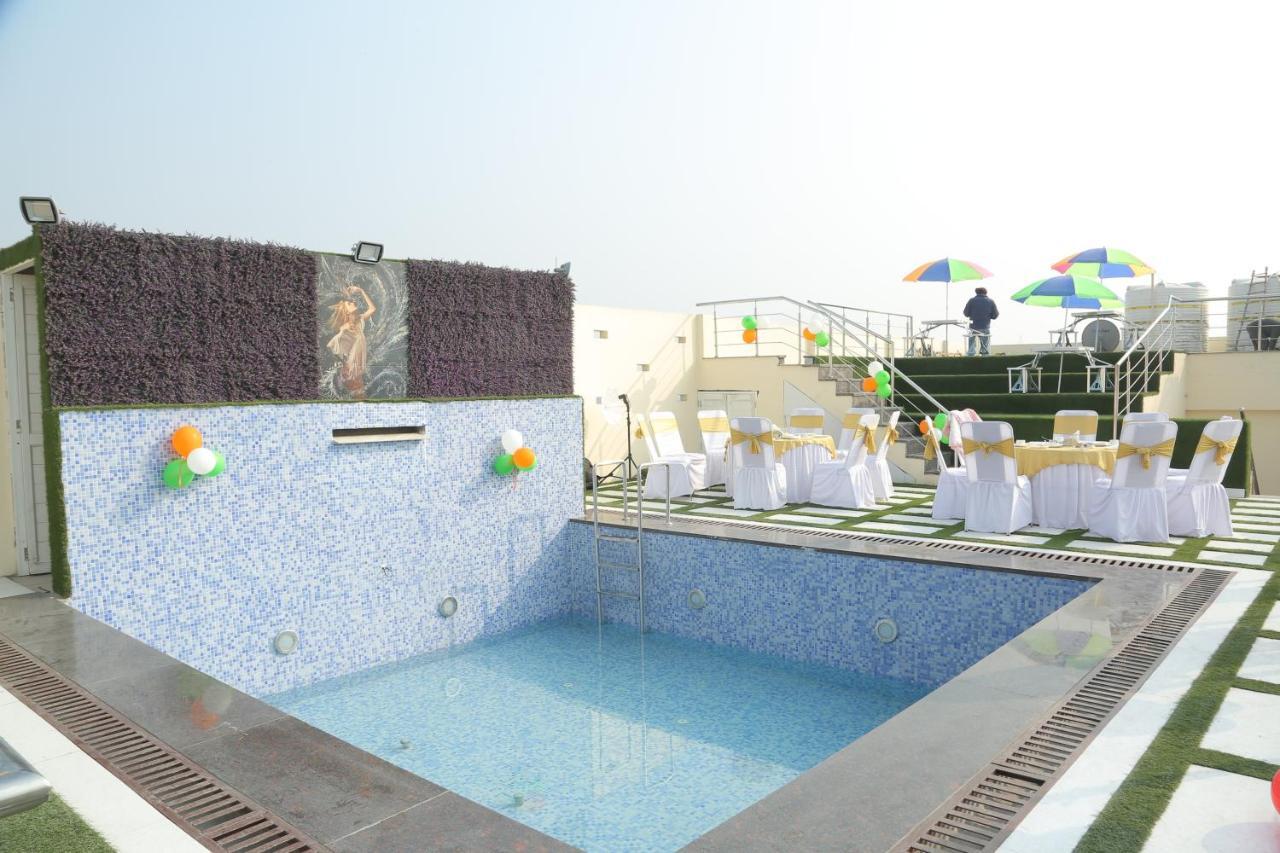 Sallow Royal Suites Αμριτσάρ Εξωτερικό φωτογραφία