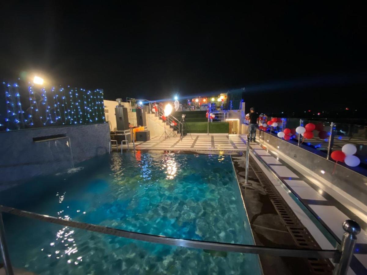 Sallow Royal Suites Αμριτσάρ Εξωτερικό φωτογραφία
