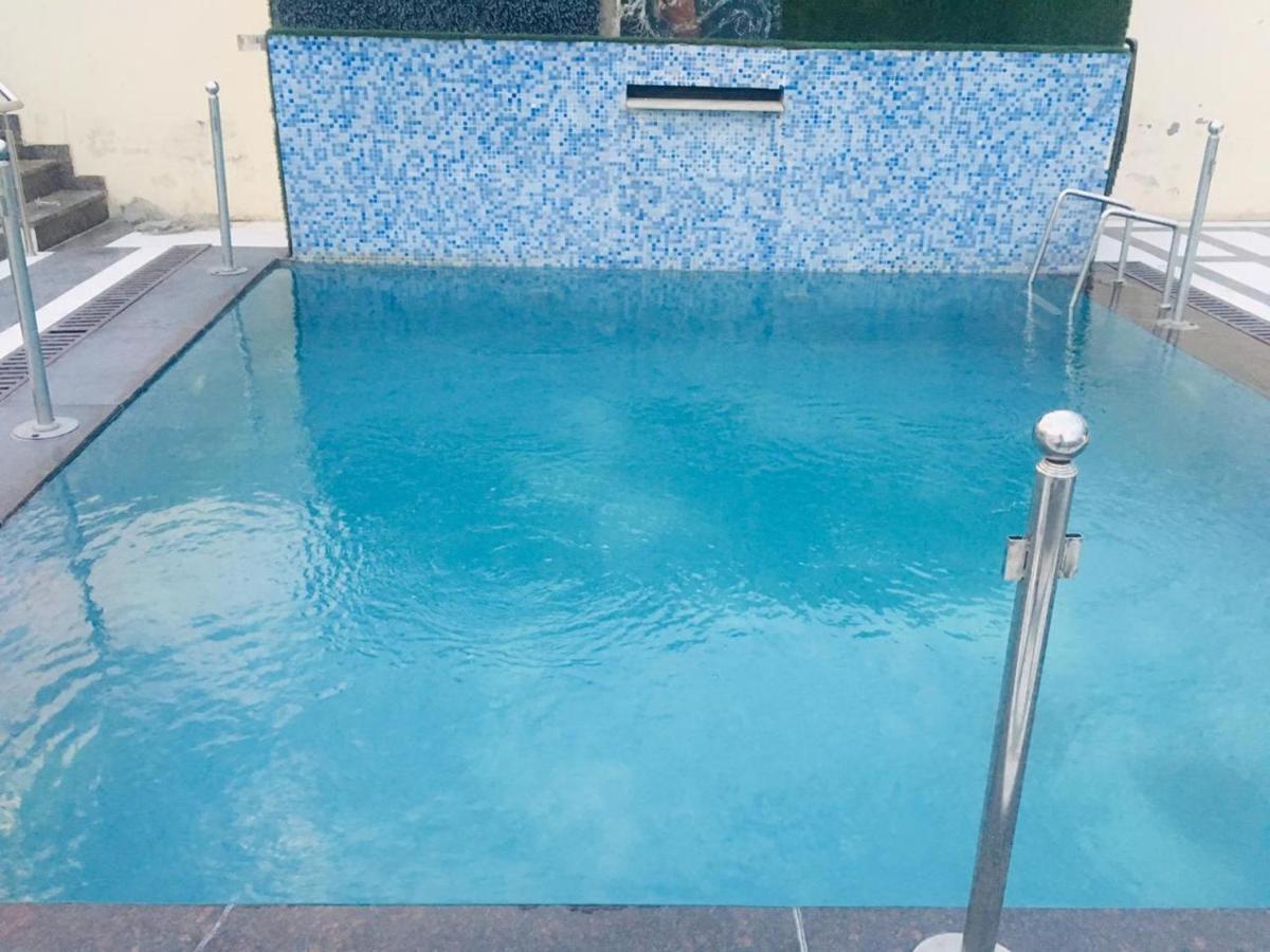 Sallow Royal Suites Αμριτσάρ Εξωτερικό φωτογραφία
